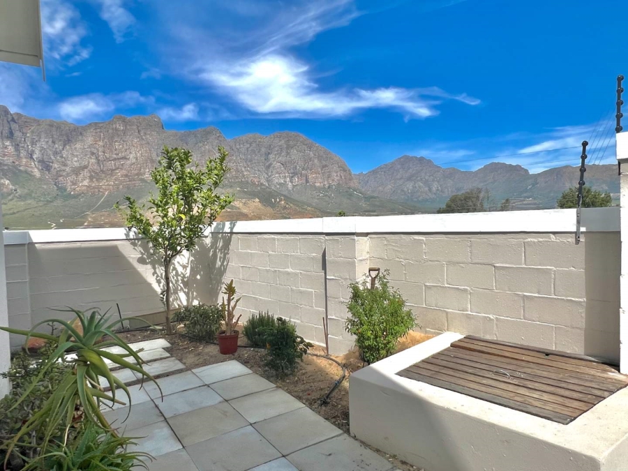 To Let 3 Bedroom Property for Rent in Pniel Western Cape